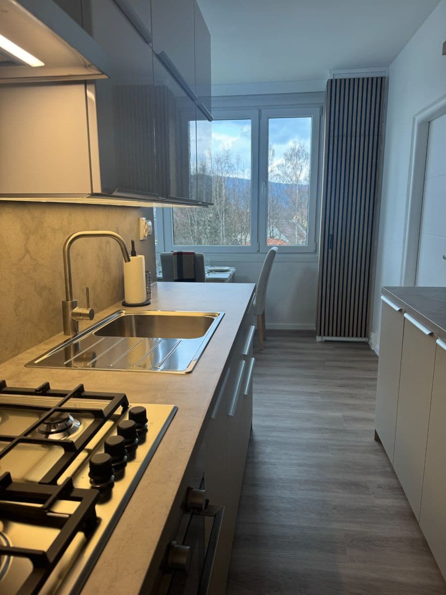 Predaj bytu 3-izbový 69 m², Sídl. Míru, Volary, Jihočeský kraj Predaj bytu 3-izbový 69 m², Sídl. Míru, Volary, Jihočeský kraj