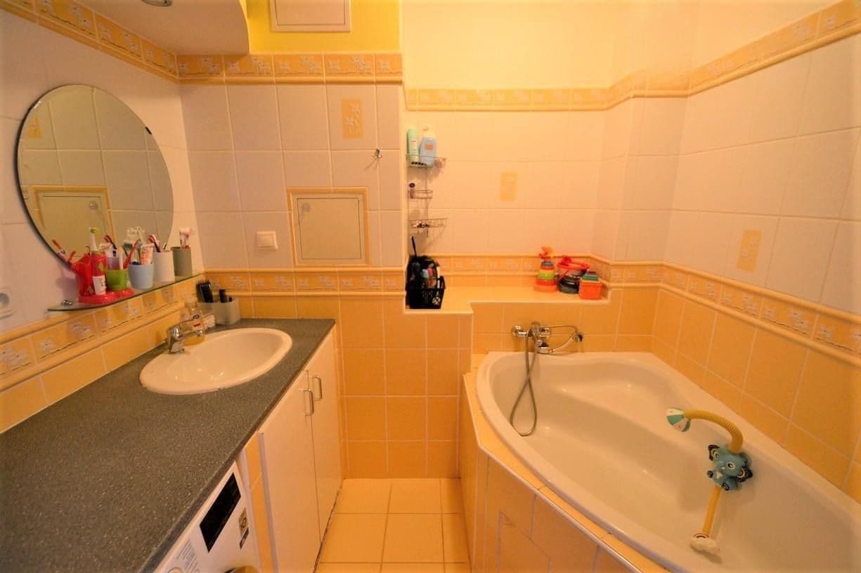 Predaj bytu 3-izbový 75 m², Ratibořská, Opava, Moravskoslezský kraj Predaj bytu 3-izbový 75 m², Ratibořská, Opava, Moravskoslezský kraj