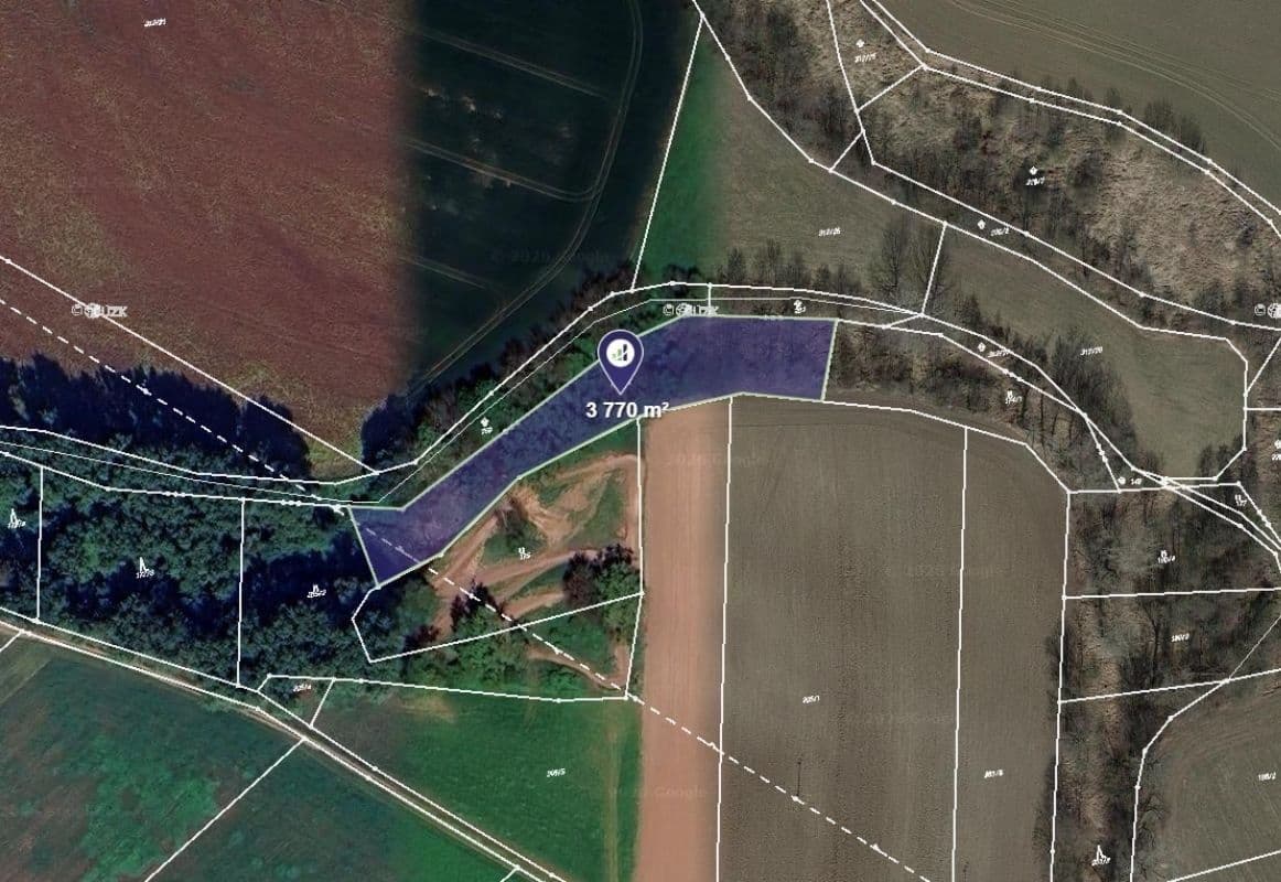 Predaj pozemku 3.770 m², Brňany, Ústecký kraj Predaj pozemku 3.770 m², Brňany, Ústecký kraj