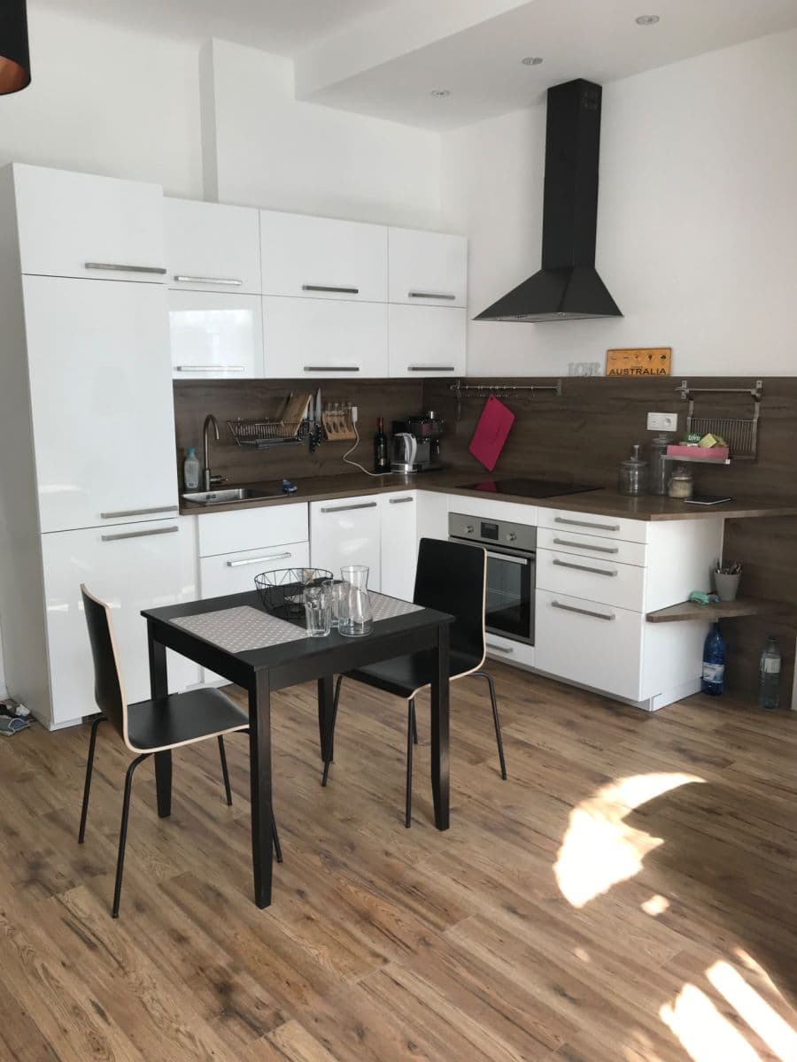 Prenájom bytu 2-izbový 46 m², Na Spojce, Praha, Praha Prenájom bytu 2-izbový 46 m², Na Spojce, Praha, Praha
