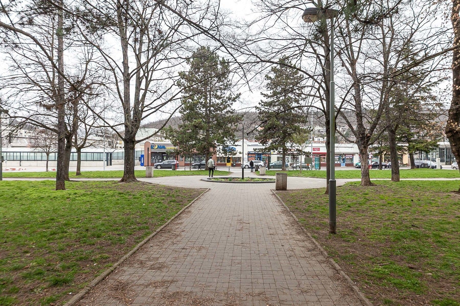 Predaj nebytového priestoru 37 m², Vrážská, Praha, Praha Predaj nebytového priestoru 37 m², Vrážská, Praha, Praha