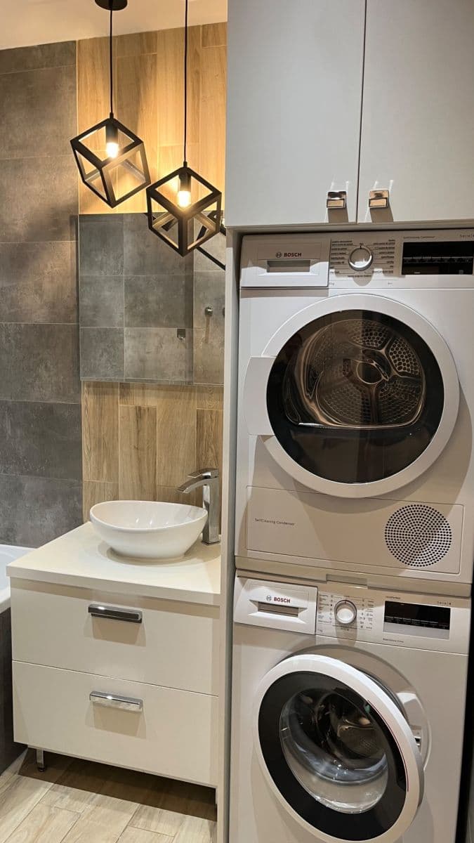 Prenájom bytu 2-izbový 54 m², Sokolovská, Ostrava, Moravskoslezský kraj Prenájom bytu 2-izbový 54 m², Sokolovská, Ostrava, Moravskoslezský kraj