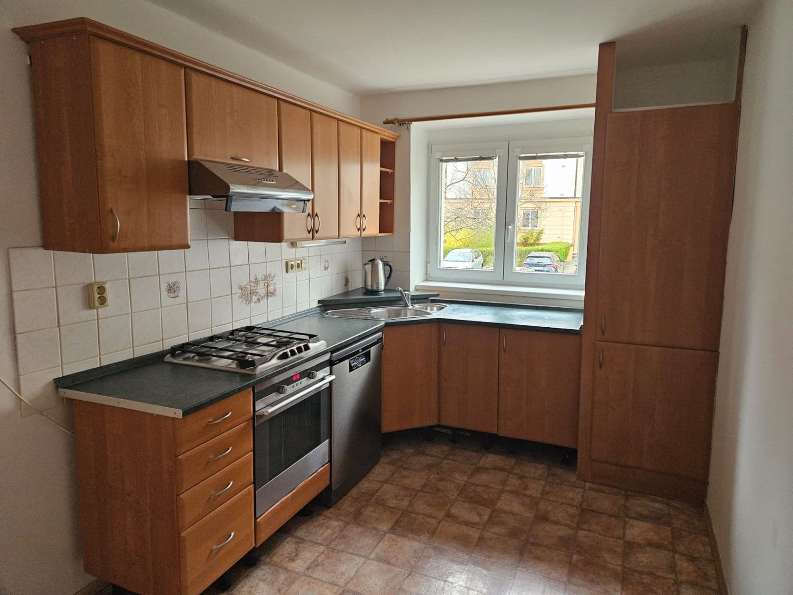 Prenájom bytu 2-izbový 56 m², Jilemnického, Pardubice, Pardubický kraj Prenájom bytu 2-izbový 56 m², Jilemnického, Pardubice, Pardubický kraj