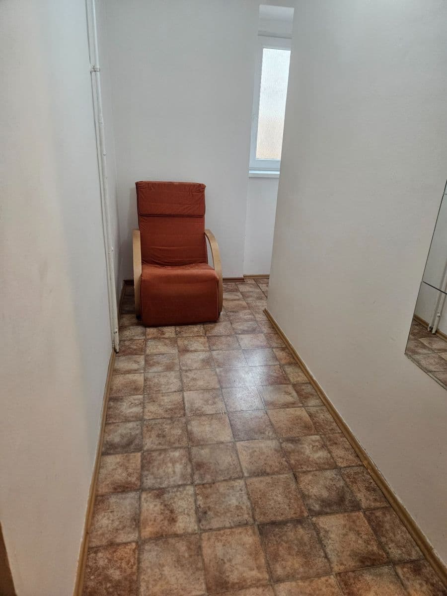 Prenájom bytu 2-izbový 56 m², Jilemnického, Pardubice, Pardubický kraj Prenájom bytu 2-izbový 56 m², Jilemnického, Pardubice, Pardubický kraj