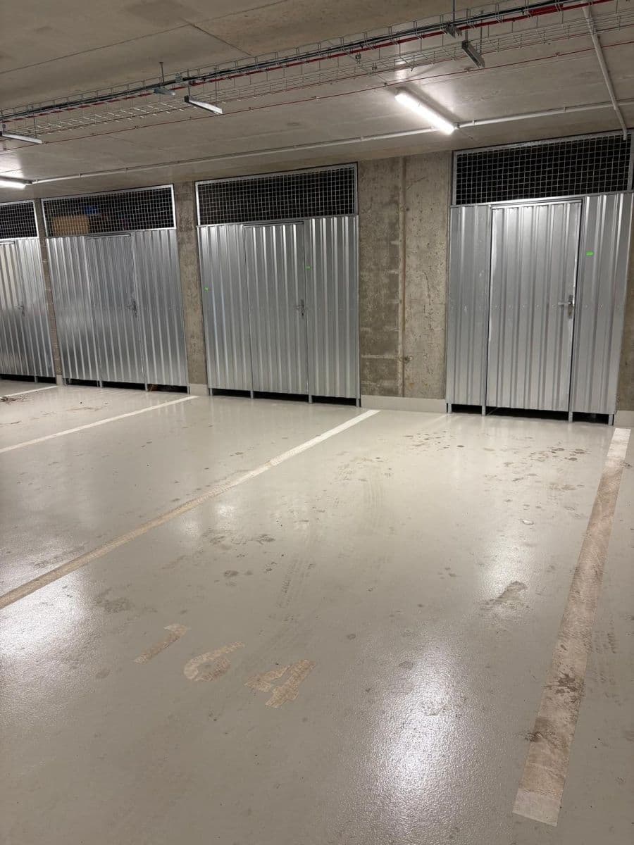 Prenájom bytu 1-izbový 33 m², Tupolevova, Praha, Praha Prenájom bytu 1-izbový 33 m², Tupolevova, Praha, Praha