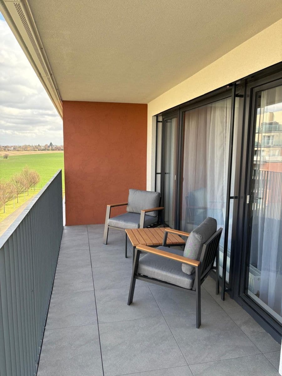 Prenájom bytu 1-izbový 33 m², Tupolevova, Praha, Praha Prenájom bytu 1-izbový 33 m², Tupolevova, Praha, Praha