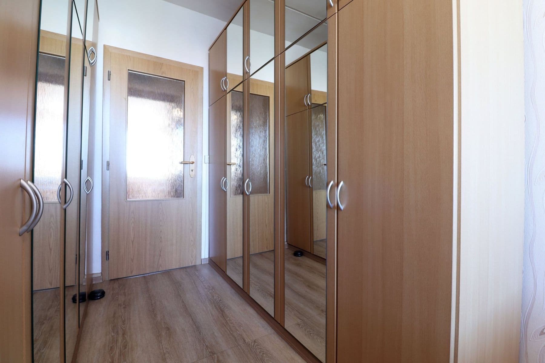 Prenájom bytu 3-izbový 68 m², Krynická, Praha, Praha Prenájom bytu 3-izbový 68 m², Krynická, Praha, Praha