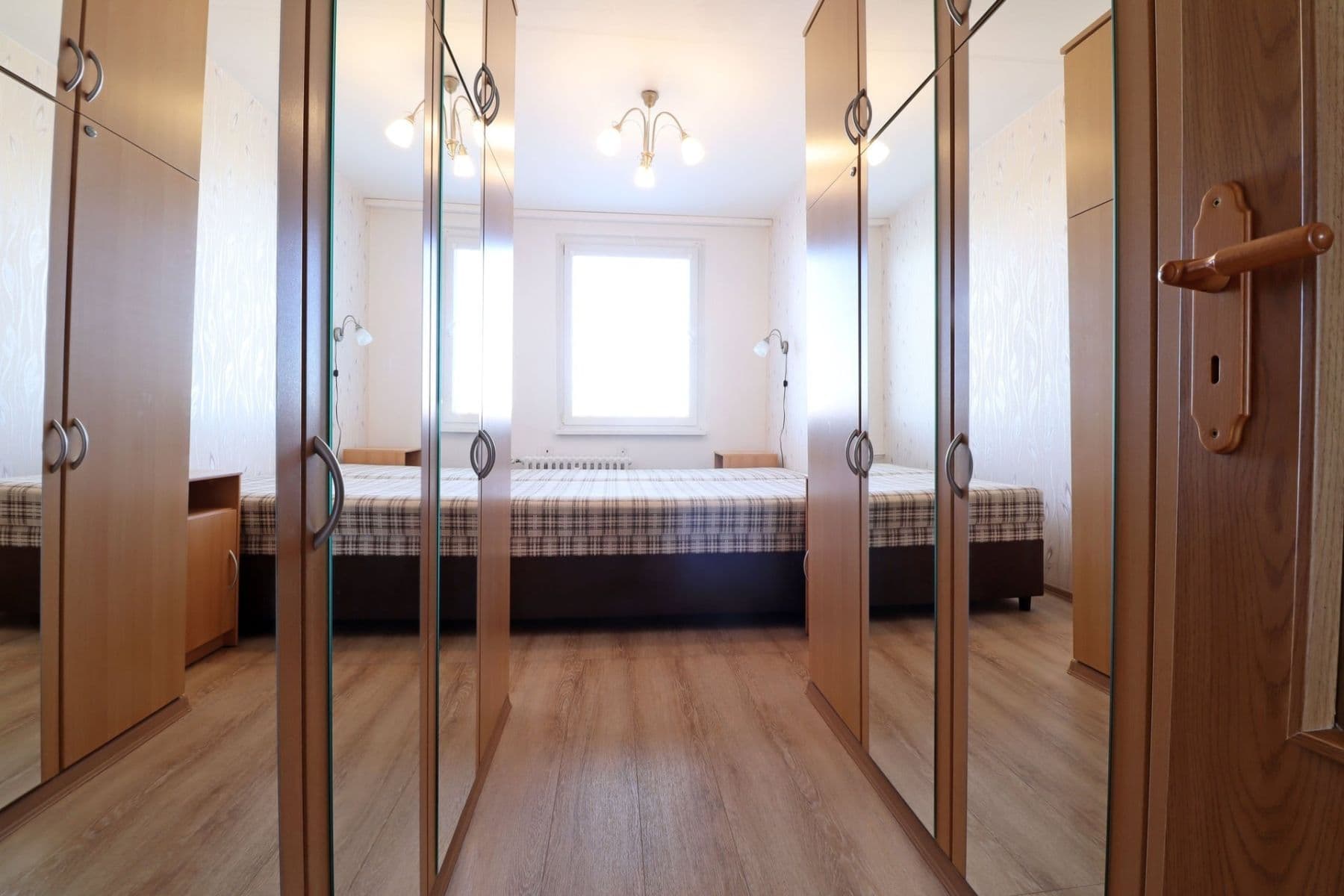 Prenájom bytu 3-izbový 68 m², Krynická, Praha, Praha Prenájom bytu 3-izbový 68 m², Krynická, Praha, Praha