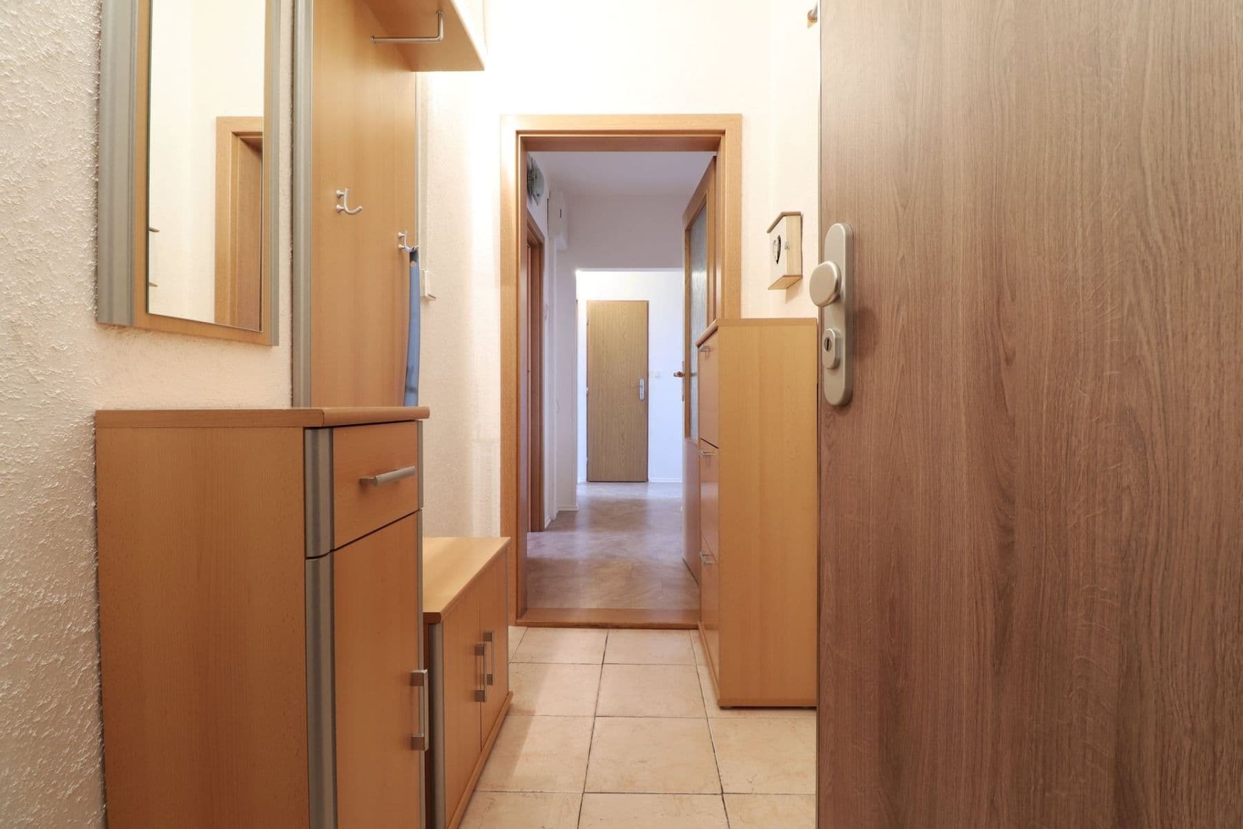 Prenájom bytu 3-izbový 68 m², Krynická, Praha, Praha Prenájom bytu 3-izbový 68 m², Krynická, Praha, Praha