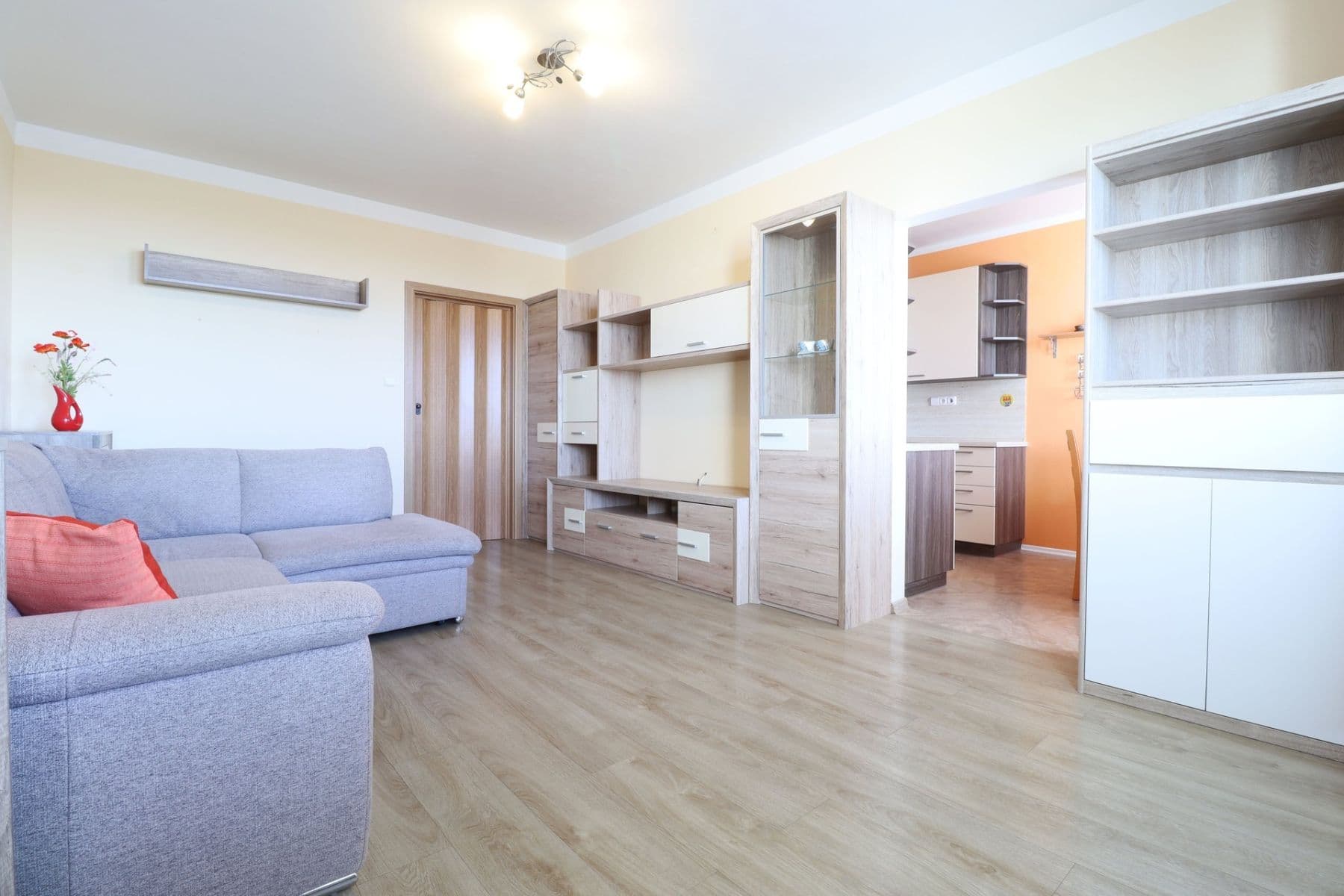 Prenájom bytu 3-izbový 68 m², Krynická, Praha, Praha Prenájom bytu 3-izbový 68 m², Krynická, Praha, Praha