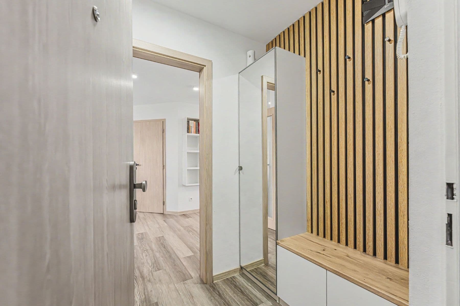 Predaj bytu 3-izbový 70 m², Severní, Hradec Králové, Královéhradecký kraj Predaj bytu 3-izbový 70 m², Severní, Hradec Králové, Královéhradecký kraj