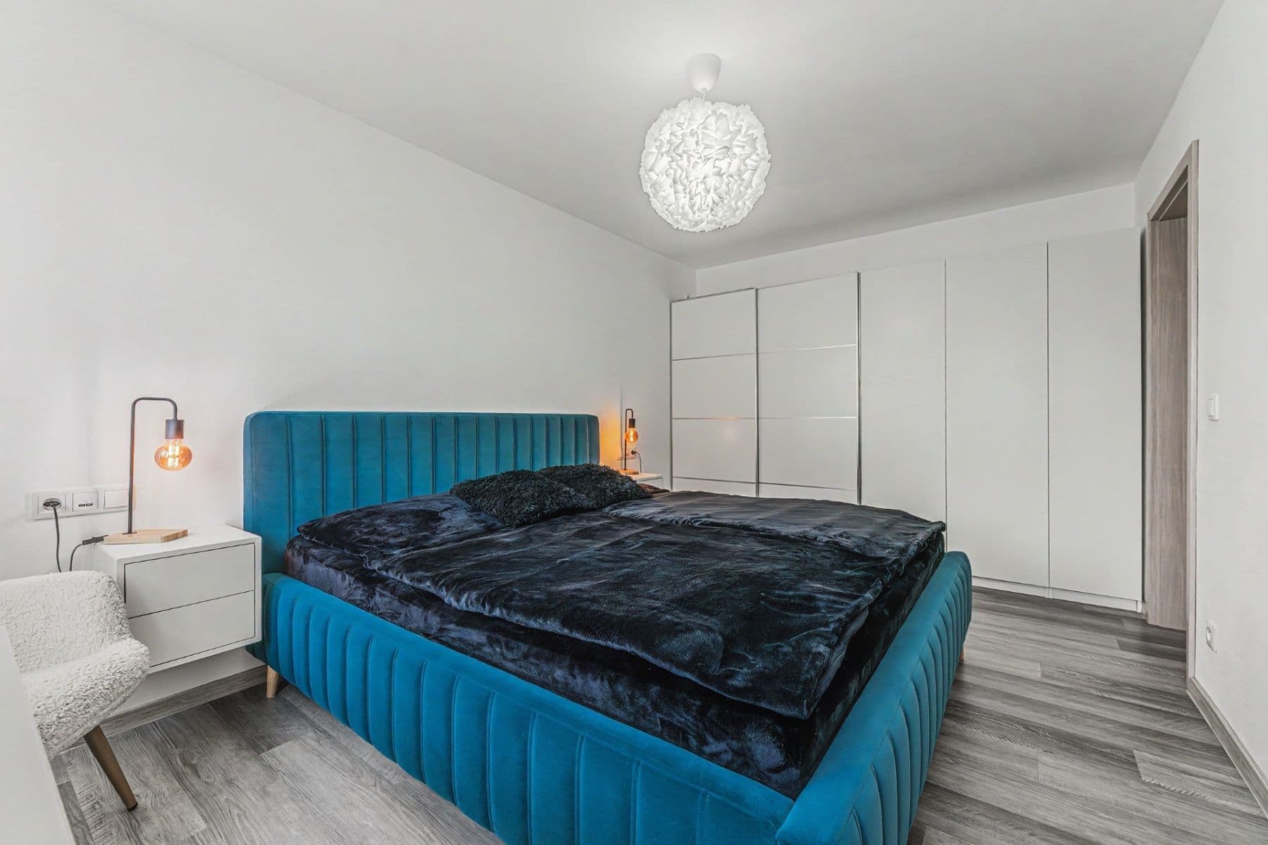 Predaj bytu 3-izbový 70 m², Severní, Hradec Králové, Královéhradecký kraj Predaj bytu 3-izbový 70 m², Severní, Hradec Králové, Královéhradecký kraj