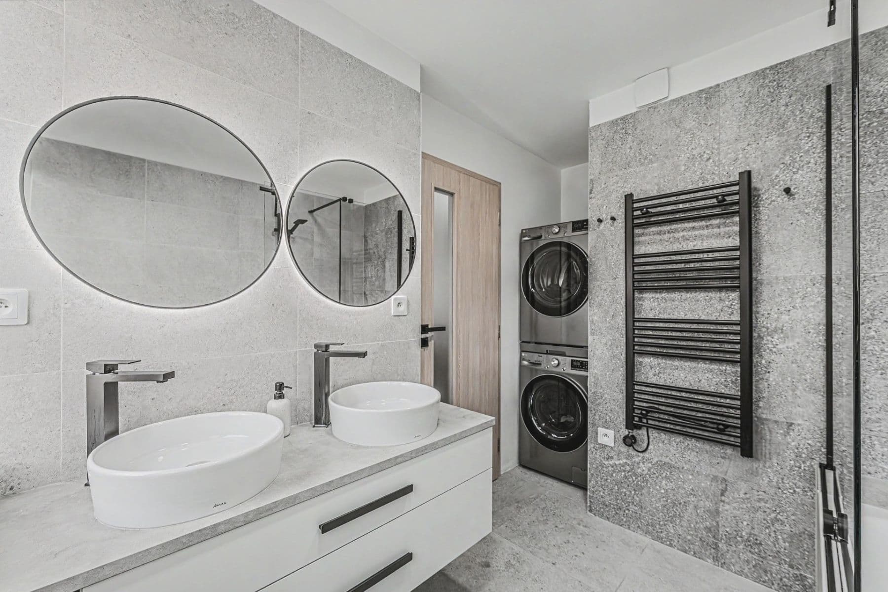 Predaj bytu 3-izbový 70 m², Severní, Hradec Králové, Královéhradecký kraj Predaj bytu 3-izbový 70 m², Severní, Hradec Králové, Královéhradecký kraj