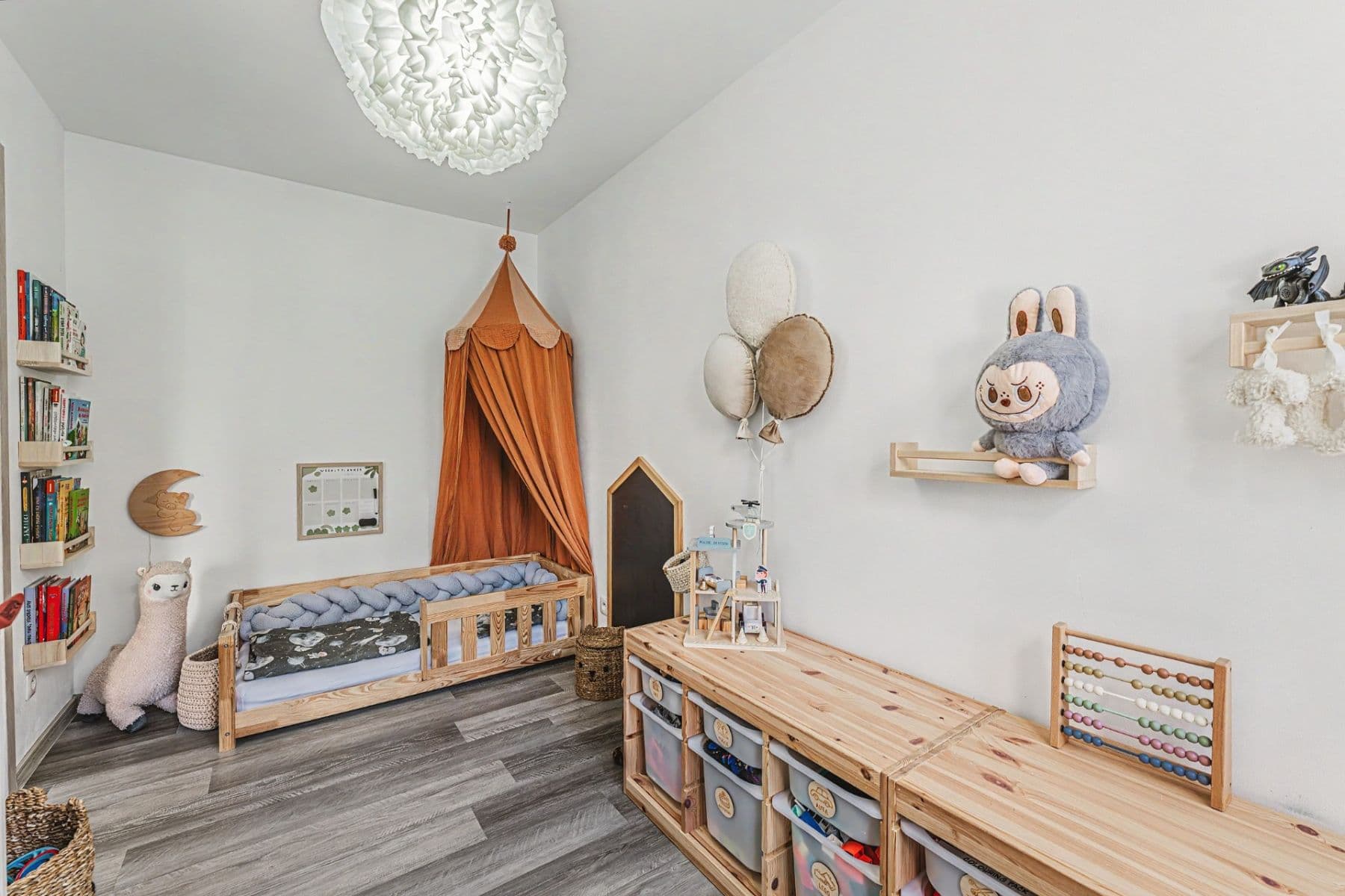 Predaj bytu 3-izbový 70 m², Severní, Hradec Králové, Královéhradecký kraj Predaj bytu 3-izbový 70 m², Severní, Hradec Králové, Královéhradecký kraj