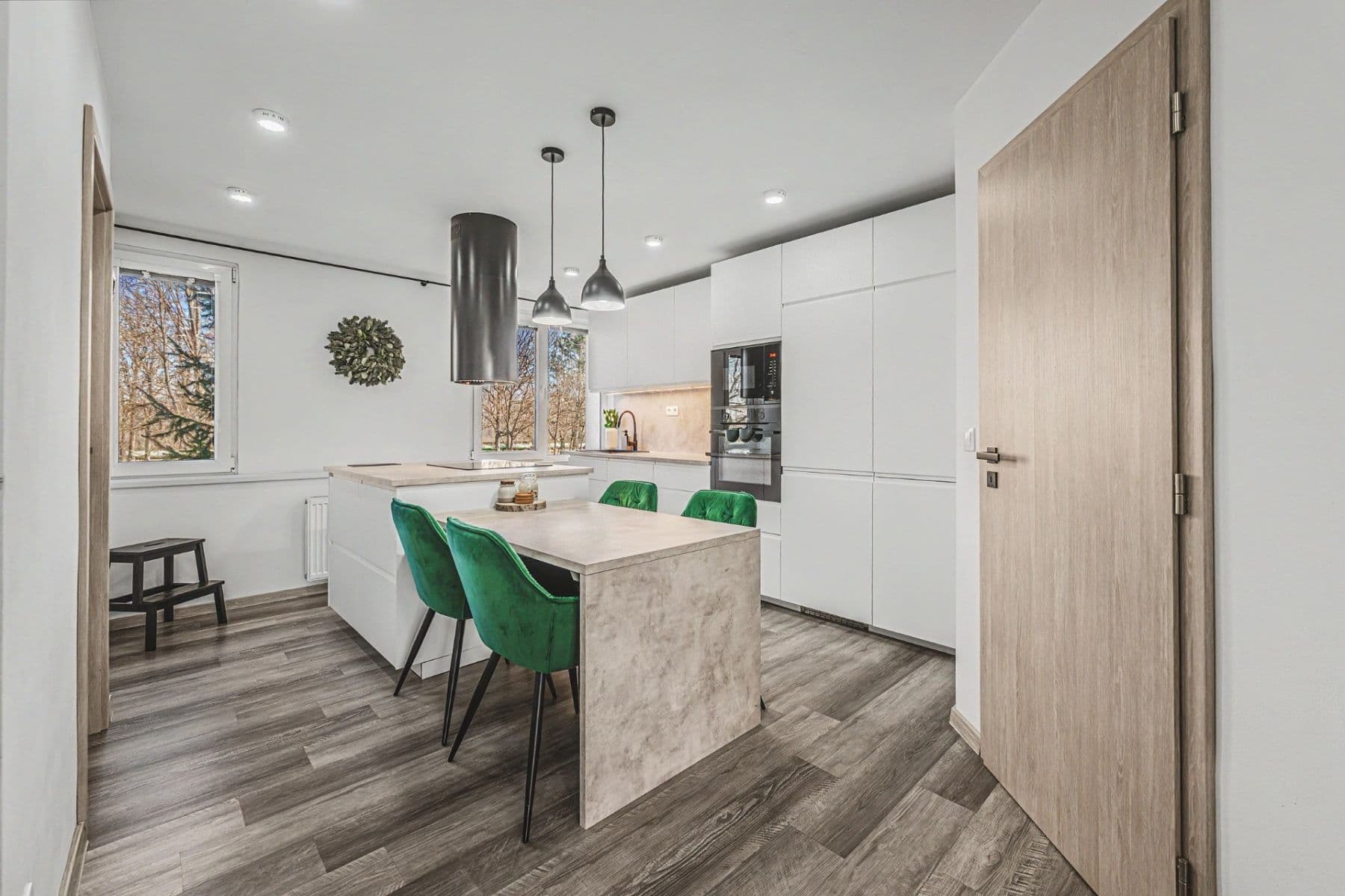 Predaj bytu 3-izbový 70 m², Severní, Hradec Králové, Královéhradecký kraj Predaj bytu 3-izbový 70 m², Severní, Hradec Králové, Královéhradecký kraj