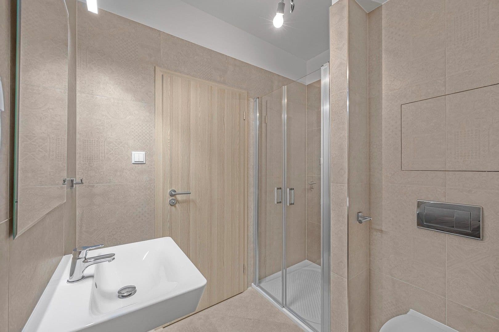 Prenájom bytu 1-izbový 33 m², Gerstelova, Praha, Praha Prenájom bytu 1-izbový 33 m², Gerstelova, Praha, Praha