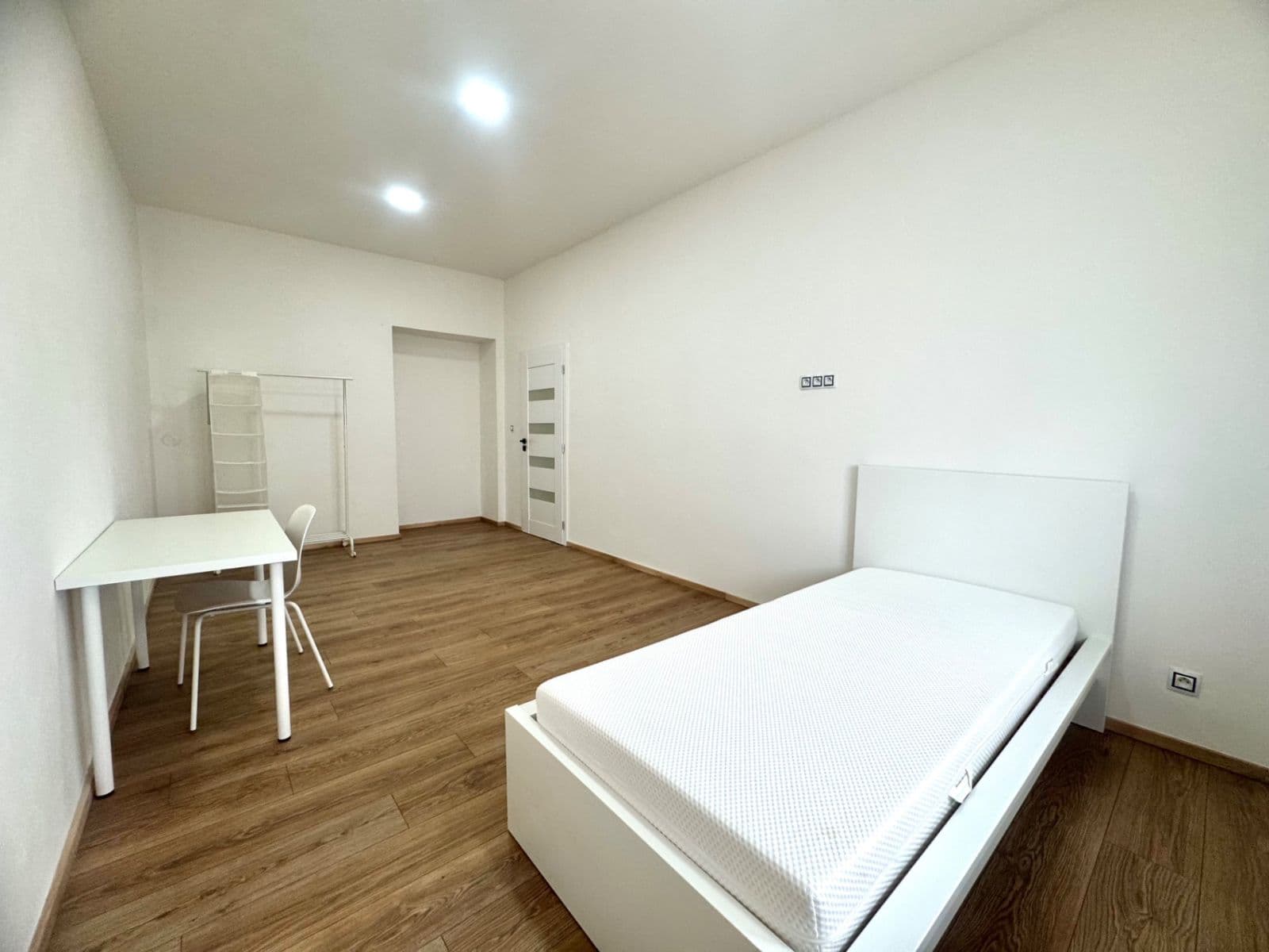 Predaj bytu 3-izbový 80 m², 5. května, Praha, Praha Predaj bytu 3-izbový 80 m², 5. května, Praha, Praha