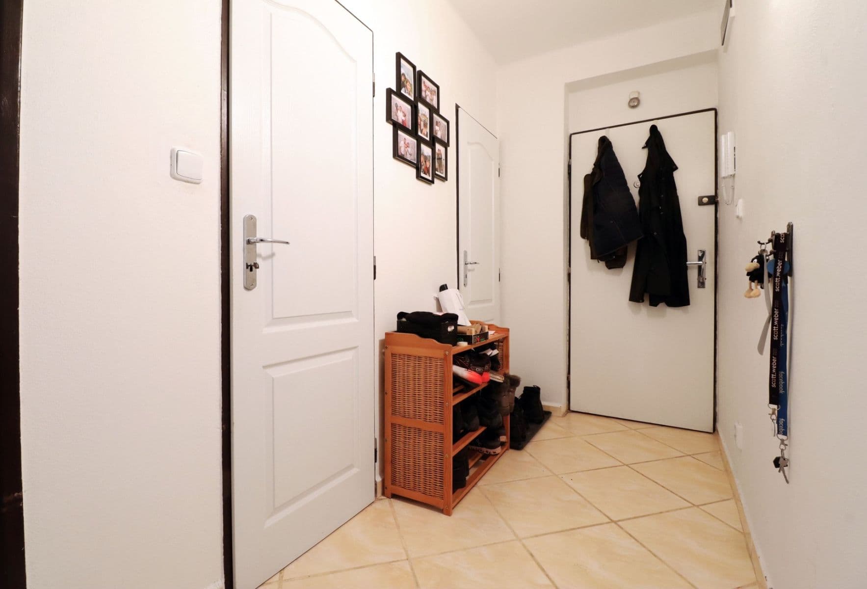 Prenájom bytu 3-izbový 65 m², Vrbenského, Praha, Praha Prenájom bytu 3-izbový 65 m², Vrbenského, Praha, Praha