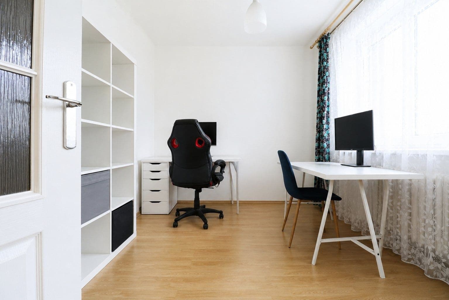Prenájom bytu 3-izbový 65 m², Vrbenského, Praha, Praha Prenájom bytu 3-izbový 65 m², Vrbenského, Praha, Praha