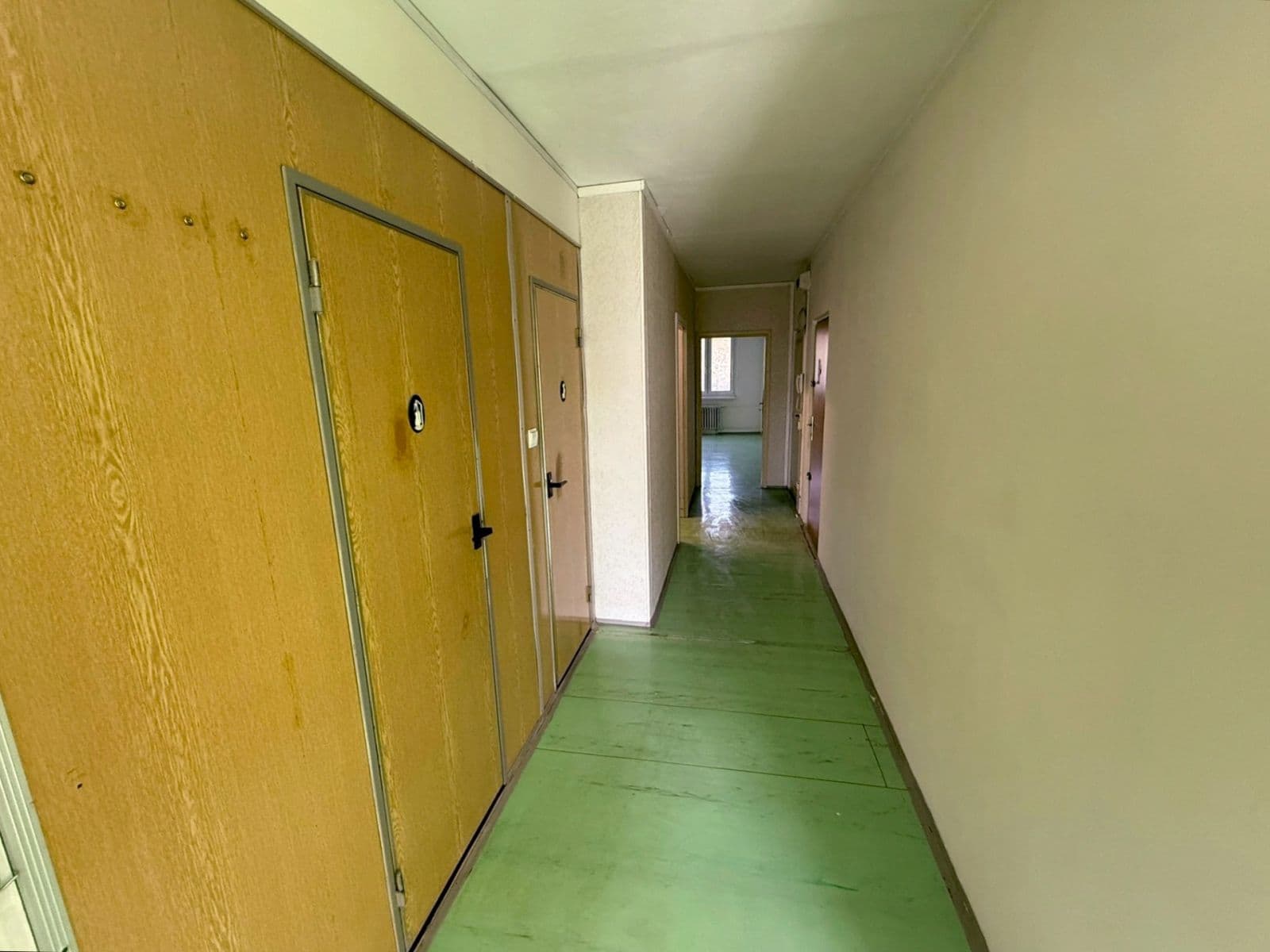 Predaj bytu 3-izbový 78 m², Brožíkova, Hradec Králové, Královéhradecký kraj Predaj bytu 3-izbový 78 m², Brožíkova, Hradec Králové, Královéhradecký kraj