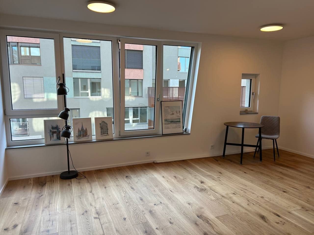 Prenájom bytu 1-izbový 34 m², U Komína, Praha, Praha Prenájom bytu 1-izbový 34 m², U Komína, Praha, Praha