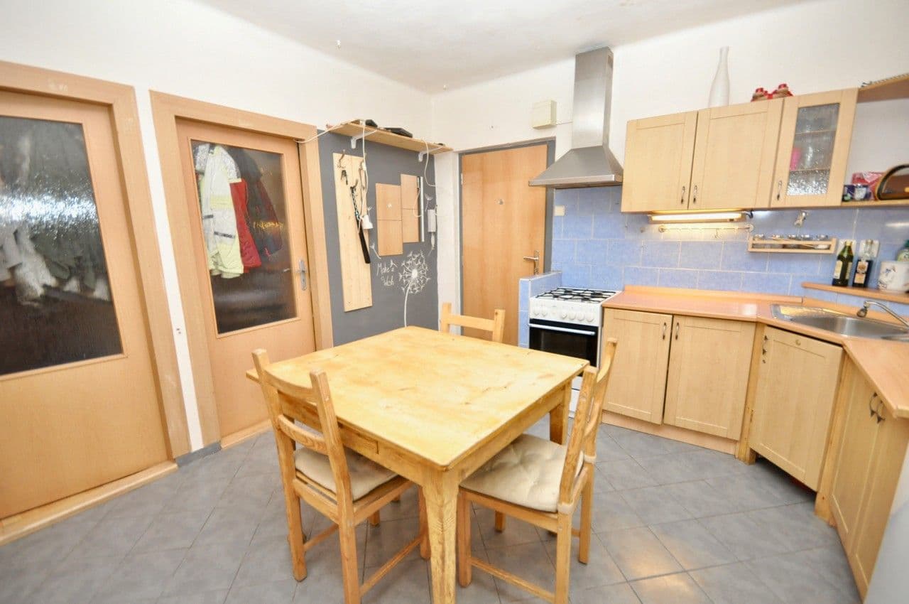 Prenájom bytu 3-izbový 71 m², Sámova, Praha, Praha Prenájom bytu 3-izbový 71 m², Sámova, Praha, Praha