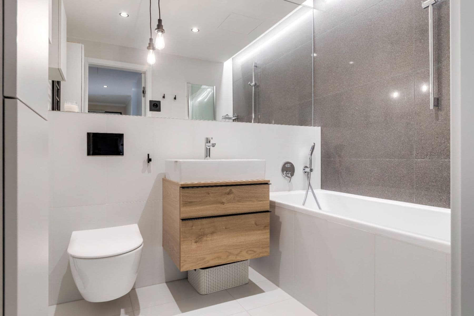 Predaj bytu 3-izbový 79 m², Grafická, Praha, Praha Predaj bytu 3-izbový 79 m², Grafická, Praha, Praha