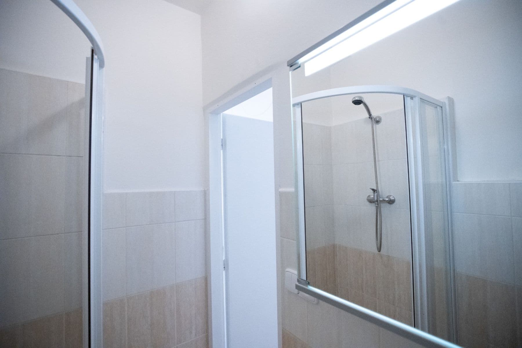 Prenájom bytu 2-izbový 48 m², Žerotínova, Praha, Praha Prenájom bytu 2-izbový 48 m², Žerotínova, Praha, Praha