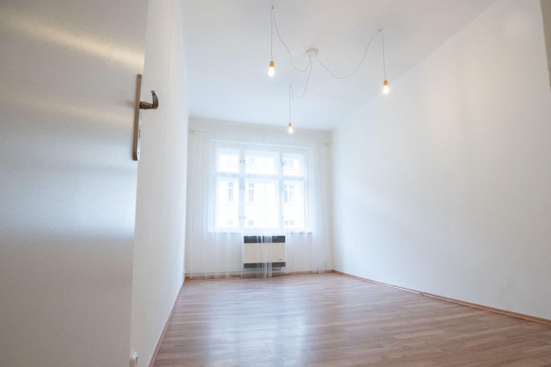 Prenájom bytu 2-izbový 48 m², Žerotínova, Praha, Praha Prenájom bytu 2-izbový 48 m², Žerotínova, Praha, Praha