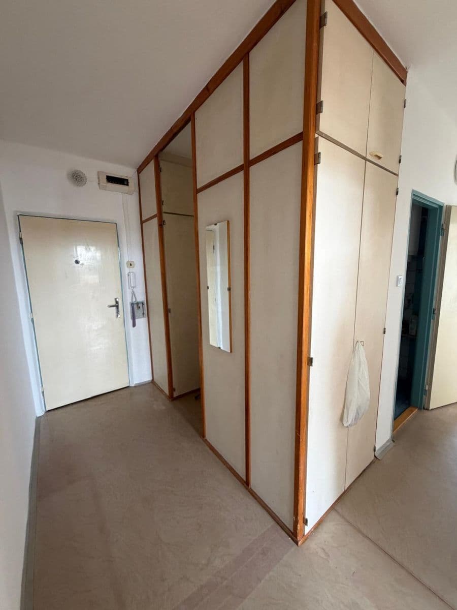 Prenájom bytu 2-izbový 65 m², Jižní, Česká Lípa, Liberecký kraj Prenájom bytu 2-izbový 65 m², Jižní, Česká Lípa, Liberecký kraj