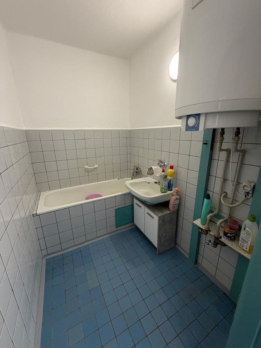 Prenájom bytu 2-izbový 65 m², Jižní, Česká Lípa, Liberecký kraj Prenájom bytu 2-izbový 65 m², Jižní, Česká Lípa, Liberecký kraj