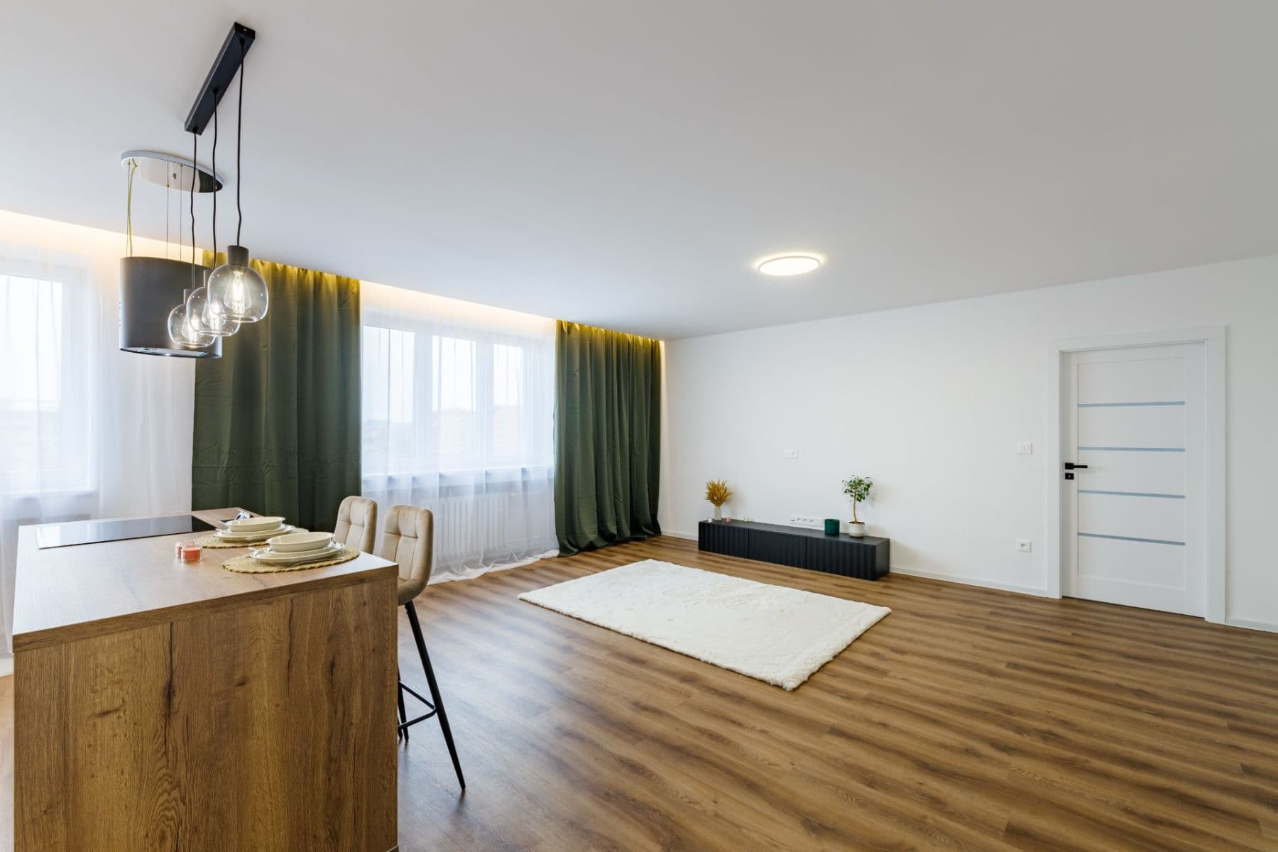 Predaj bytu 2-izbový 80 m², nábř. Dr. Edvarda Beneše, Přerov, Olomoucký kraj Predaj bytu 2-izbový 80 m², nábř. Dr. Edvarda Beneše, Přerov, Olomoucký kraj