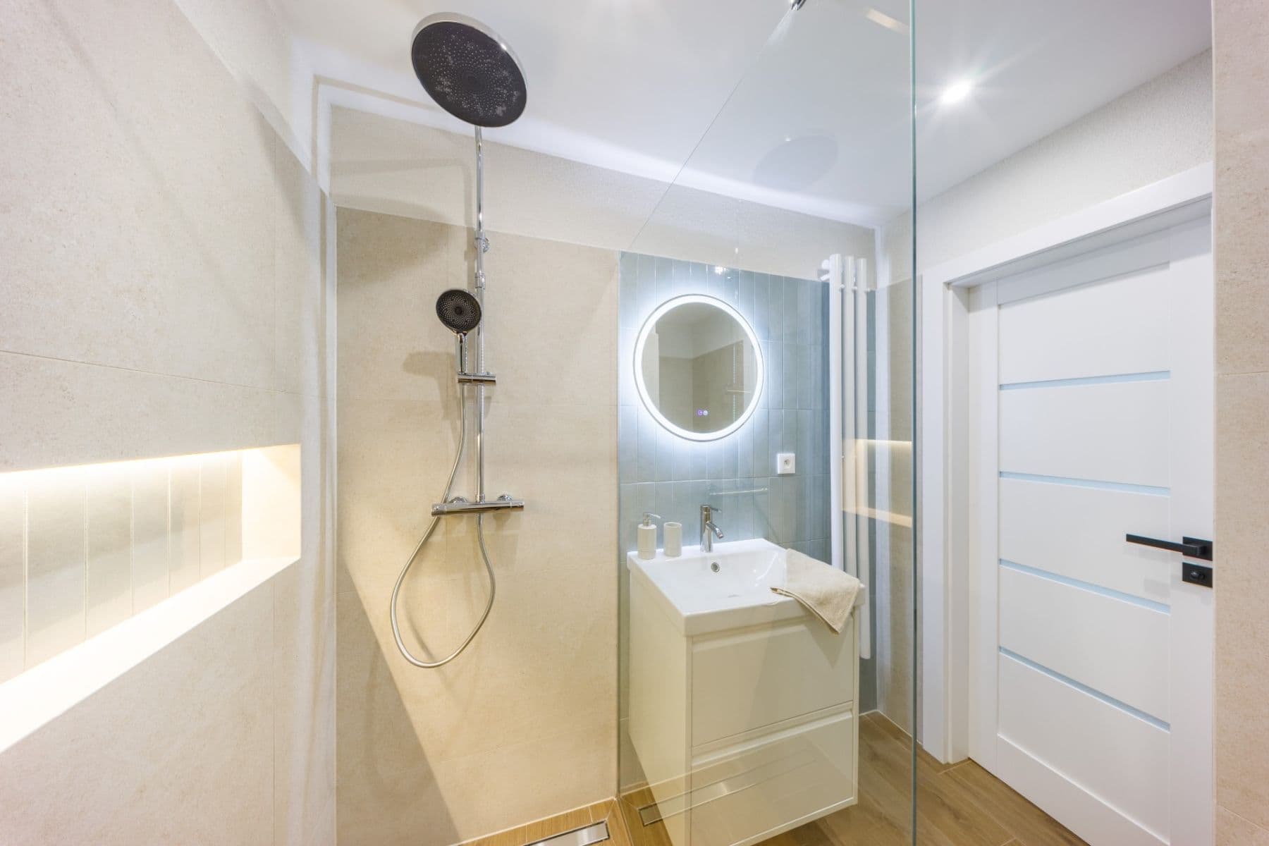 Predaj bytu 2-izbový 80 m², nábř. Dr. Edvarda Beneše, Přerov, Olomoucký kraj Predaj bytu 2-izbový 80 m², nábř. Dr. Edvarda Beneše, Přerov, Olomoucký kraj