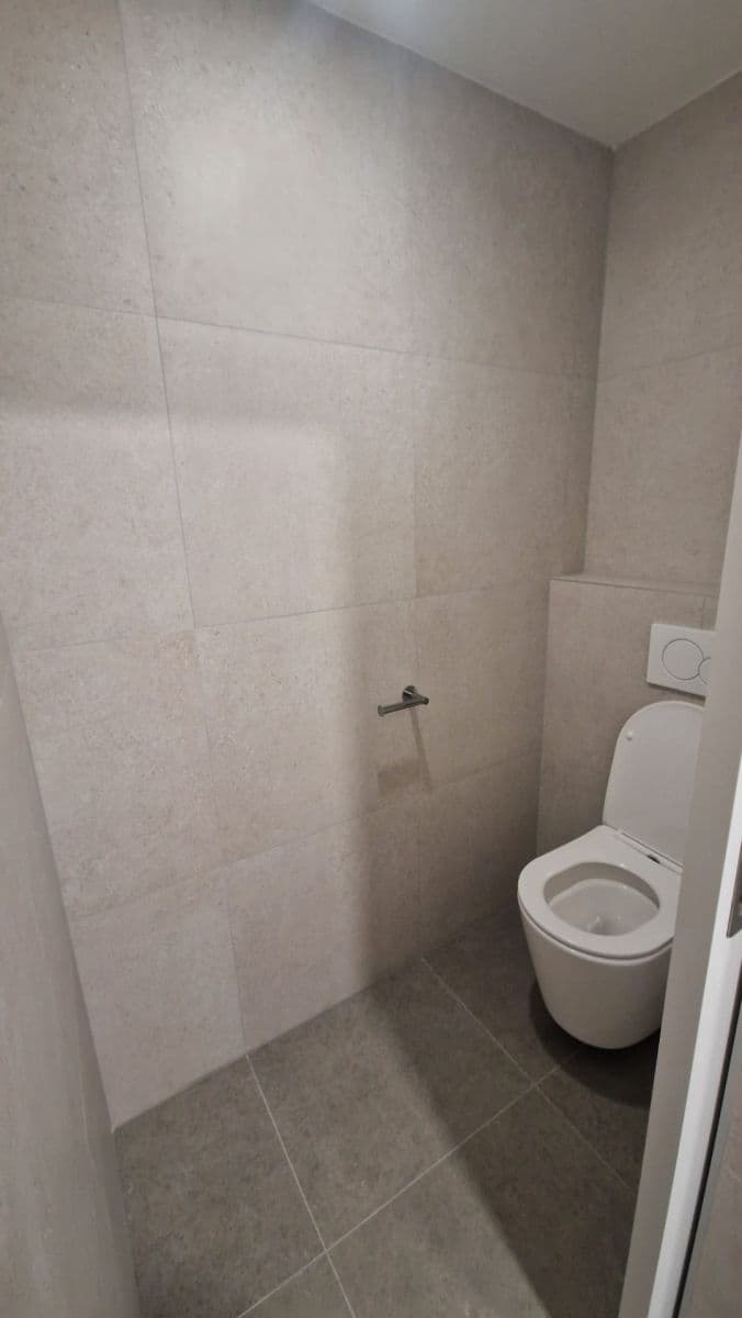 Prenájom bytu 2-izbový 38 m², Bratislavská, Brno, Jihomoravský kraj Prenájom bytu 2-izbový 38 m², Bratislavská, Brno, Jihomoravský kraj