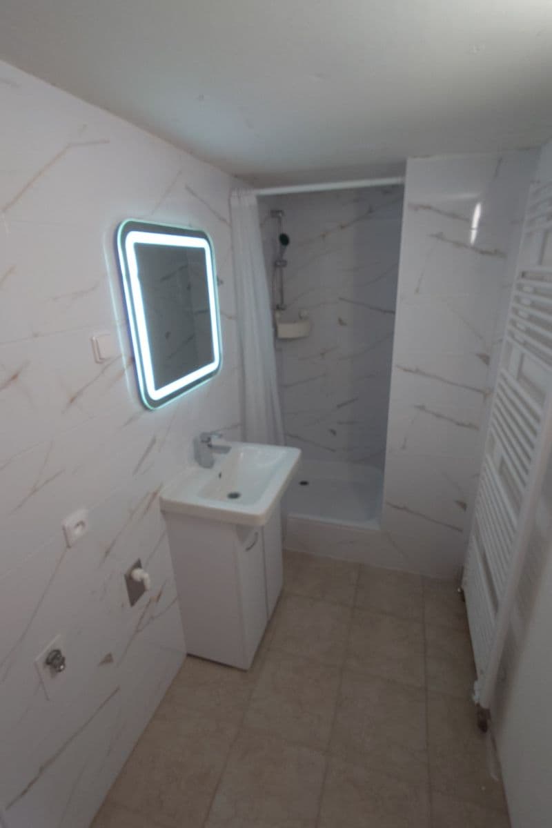 Prenájom domu 120 m², pozemek 250 m², Veverské Knínice, Jihomoravský kraj Prenájom domu 120 m², pozemek 250 m², Veverské Knínice, Jihomoravský kraj