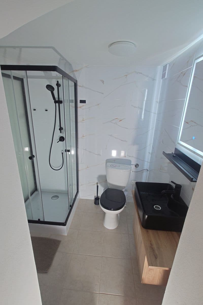 Prenájom domu 120 m², pozemek 250 m², Veverské Knínice, Jihomoravský kraj Prenájom domu 120 m², pozemek 250 m², Veverské Knínice, Jihomoravský kraj