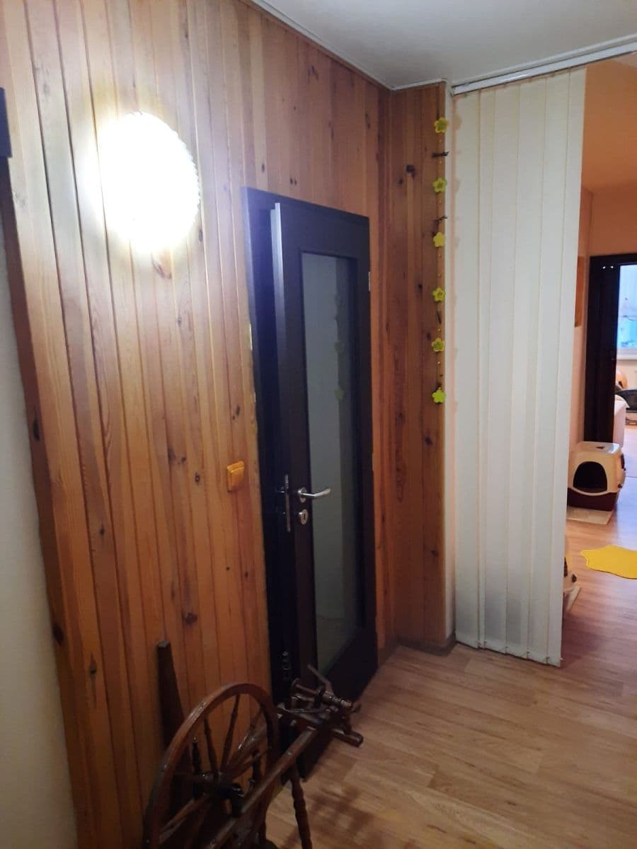 Predaj bytu 3-izbový 76 m², Jindřicha Plachty, Ústí nad Labem, Ústecký kraj Predaj bytu 3-izbový 76 m², Jindřicha Plachty, Ústí nad Labem, Ústecký kraj