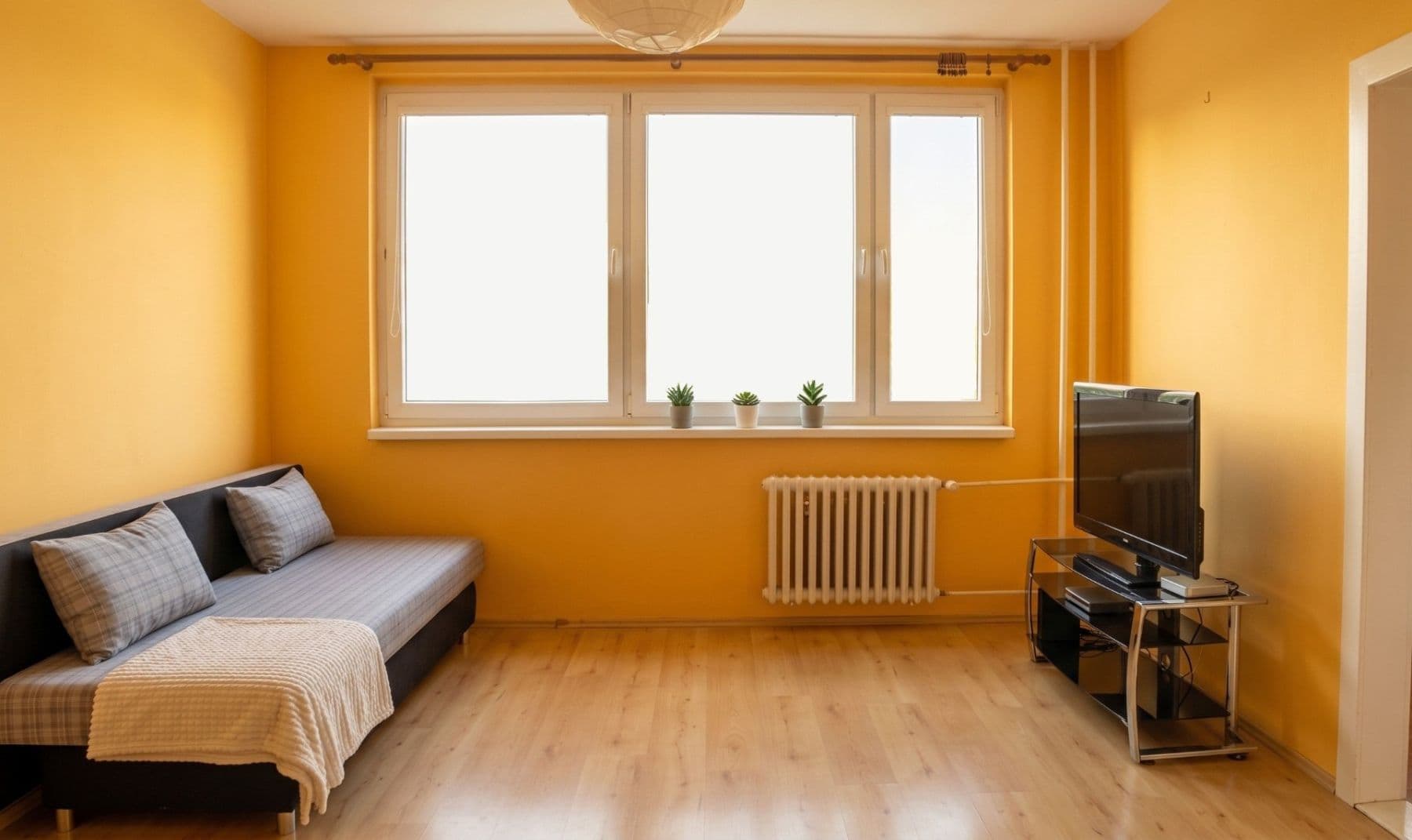 Prenájom bytu 3-izbový 63 m², Pražského, Praha, Praha Prenájom bytu 3-izbový 63 m², Pražského, Praha, Praha