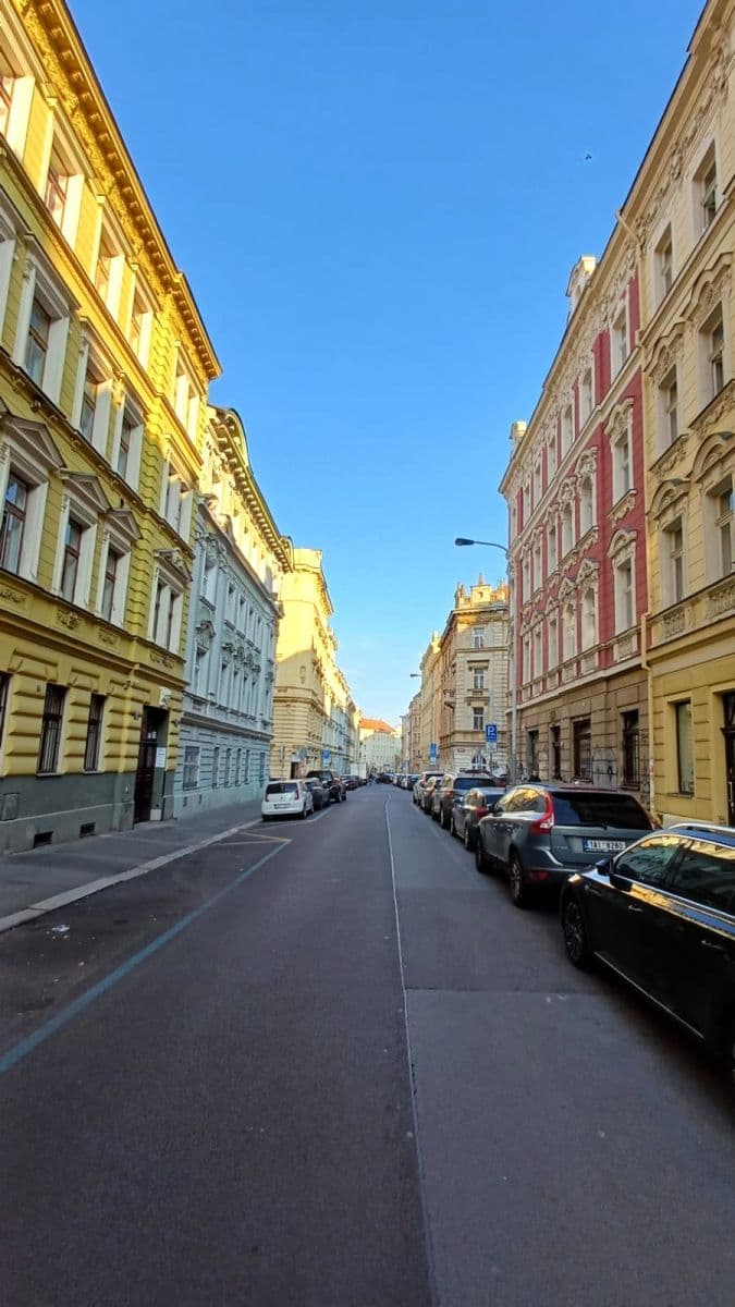 Prenájom bytu 2-izbový 39 m², Bořivojova, Praha, Praha Prenájom bytu 2-izbový 39 m², Bořivojova, Praha, Praha