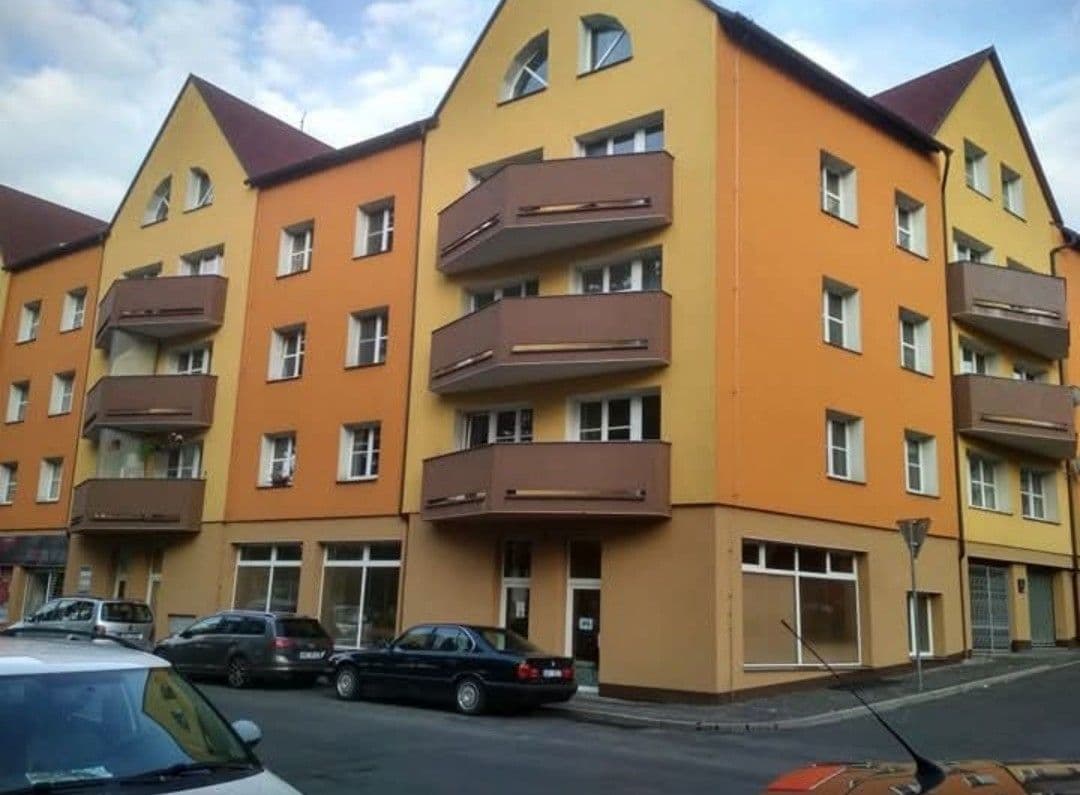 Prenájom bytu 3-izbový 74 m², Na Hradčanech, Cheb, Karlovarský kraj Prenájom bytu 3-izbový 74 m², Na Hradčanech, Cheb, Karlovarský kraj
