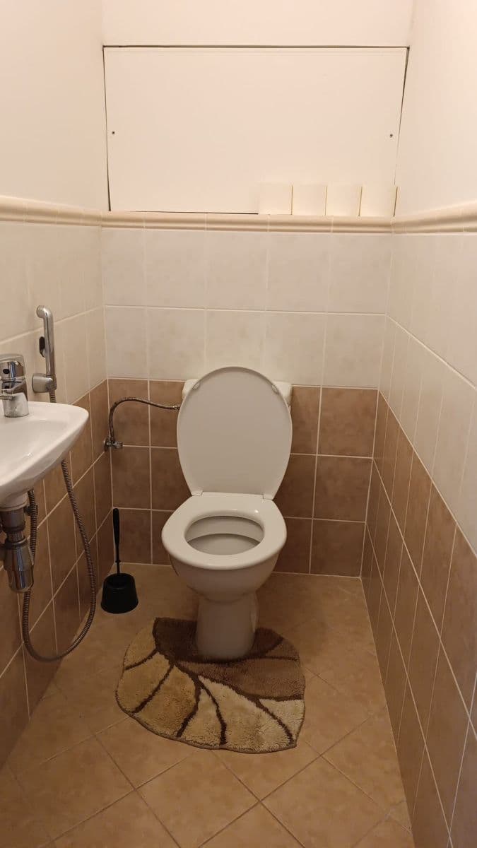 Predaj bytu 3-izbový 72 m², Boháčova, Praha, Praha Predaj bytu 3-izbový 72 m², Boháčova, Praha, Praha