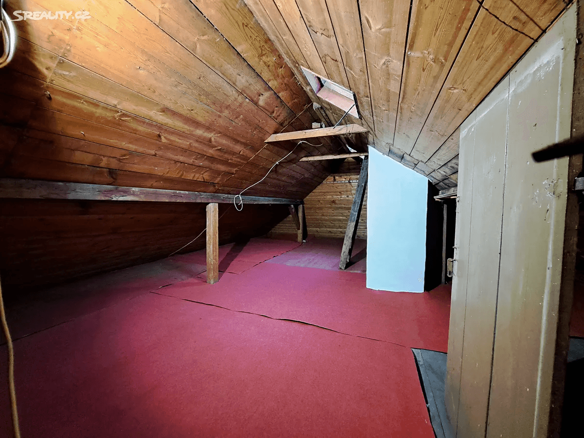 Predaj domu 190 m², pozemek 2.800 m², Nádražní, Mikulovice, Olomoucký kraj Predaj domu 190 m², pozemek 2.800 m², Nádražní, Mikulovice, Olomoucký kraj