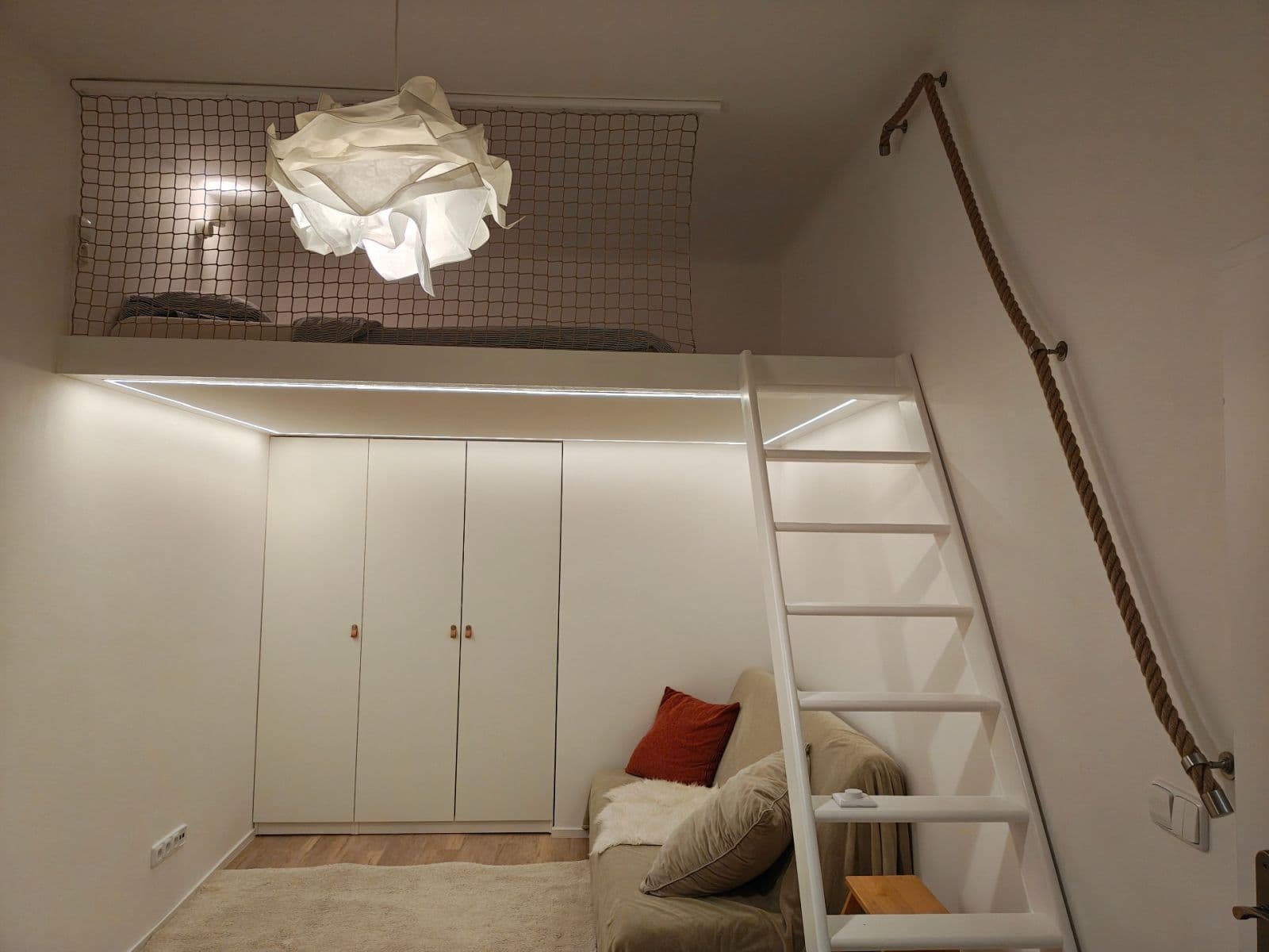 Prenájom bytu 1-izbový 36 m², Šlikova, Praha, Praha Prenájom bytu 1-izbový 36 m², Šlikova, Praha, Praha