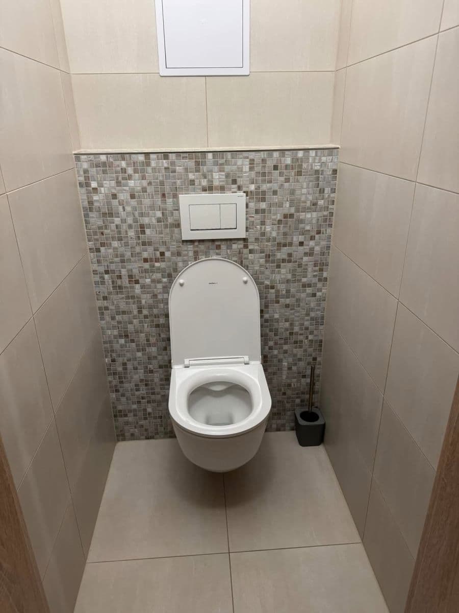 Predaj bytu 2-izbový 57 m², Laudonova, Praha, Praha Predaj bytu 2-izbový 57 m², Laudonova, Praha, Praha