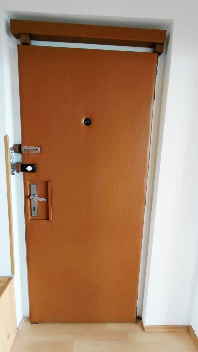 Prenájom bytu 3-izbový 72 m², Hlivická, Praha, Praha Prenájom bytu 3-izbový 72 m², Hlivická, Praha, Praha