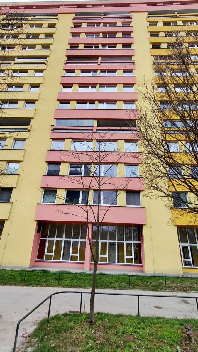 Prenájom bytu 3-izbový 72 m², Hlivická, Praha, Praha Prenájom bytu 3-izbový 72 m², Hlivická, Praha, Praha