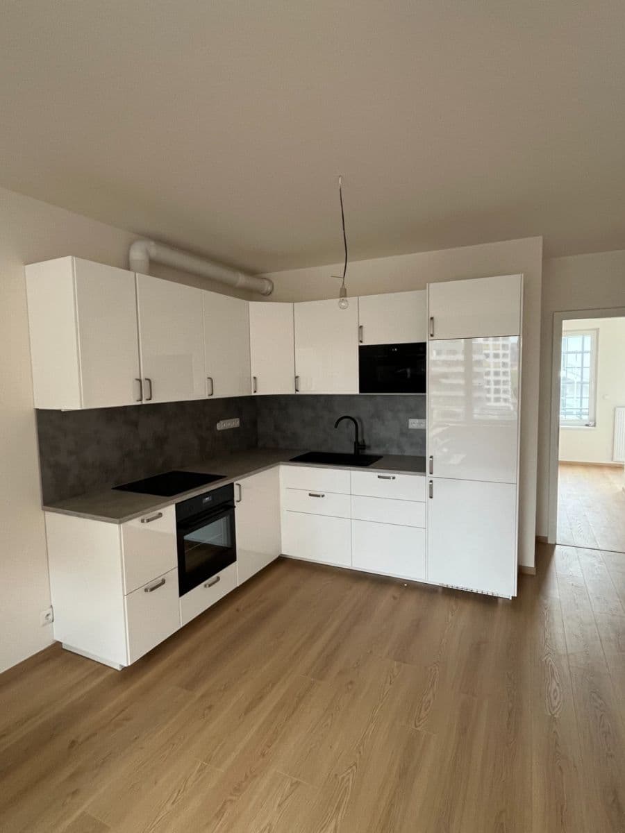 Prenájom bytu 2-izbový 46 m², Poděbradská, Praha, Praha Prenájom bytu 2-izbový 46 m², Poděbradská, Praha, Praha