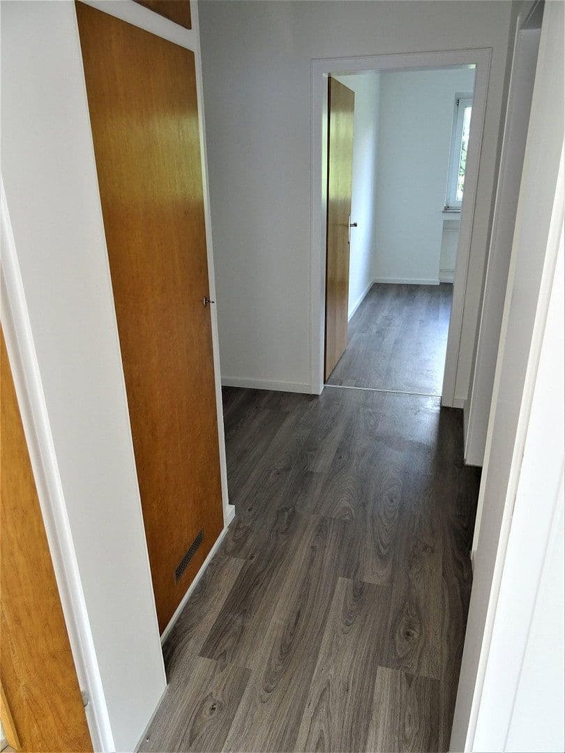 Prenájom bytu 2-izbový 66 m², Leverkusen, Severné Porýnie - Westfálsko Prenájom bytu 2-izbový 66 m², Leverkusen, Severné Porýnie - Westfálsko