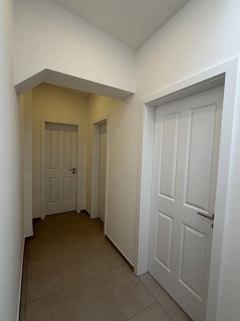 Prenájom bytu 3-izbový 75 m², Ebersstraße 58, Berlin, Berlín Prenájom bytu 3-izbový 75 m², Ebersstraße 58, Berlin, Berlín