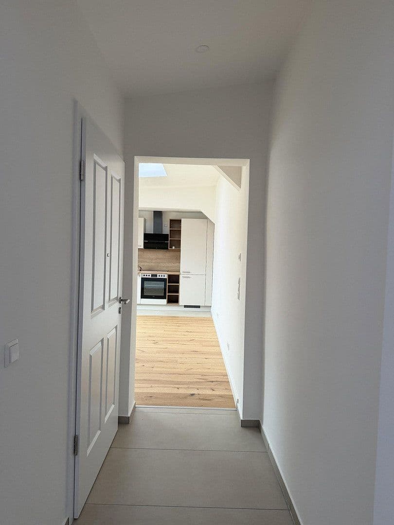 Prenájom bytu 3-izbový 75 m², Ebersstraße 58, Berlin, Berlín Prenájom bytu 3-izbový 75 m², Ebersstraße 58, Berlin, Berlín